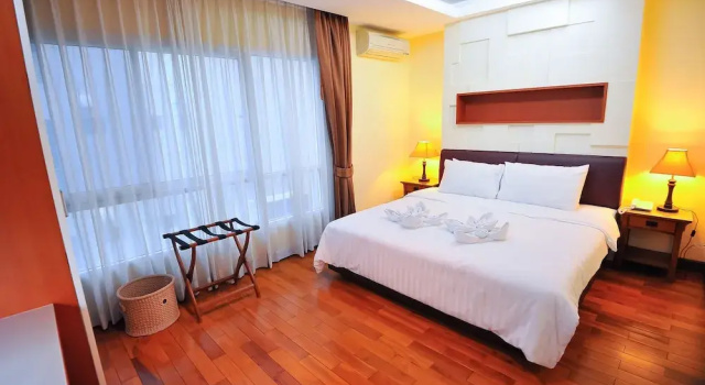 Полулюкс с 2 комнатами 42Grand Residence