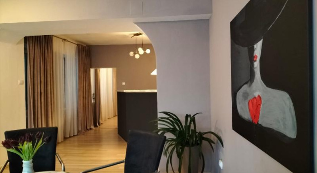 VSA Boutique House, Забронировать Бутик-отель Отели Брашова с завтраком, рядом с Brasov Neolog Synagogue, Завтраки