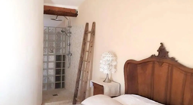 Villa With 3 Bedrooms in Cucuron, With Private Pool, Enclosed Garden and Wifi - 50 km From the Beach, Забронировать Вилла Отели Регионального природного парка Люберон с бассейном, Бассейн