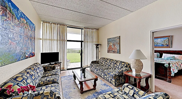 New Listing! Shoreline Sanctuary W/ Pool & Patio 2 Bedroom Condo, Забронировать Апартаменты/квартира Апартаменты Общественного пляжа о. Падре Айленд, Апартаменты/квартира