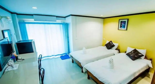 Двухместный номер Standard с балконом W Apartment Hat Yai