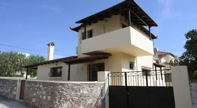 Elida Inn Near ATH Airport, จอง มินิโฮเทล มินิโรงแรมใน Attica, มินิโฮเทล