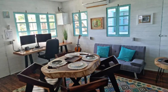 Hermosa Cabaña Caribeña en la Laguna de Bacalar