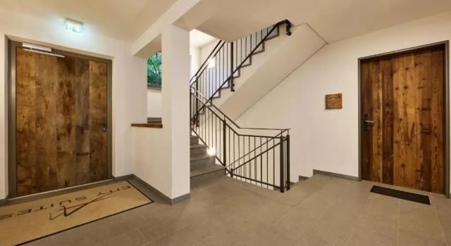 Люкс Цокольный этаж City Suites Murnau