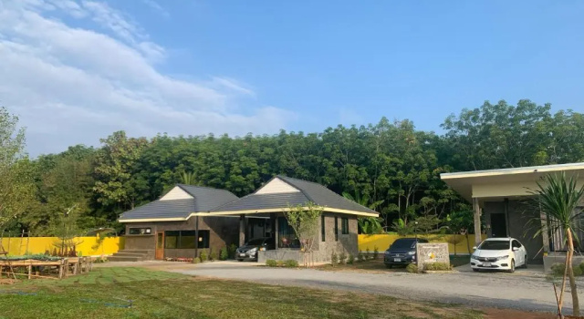 Вилла Bee Rest Residence, Chiang Rai