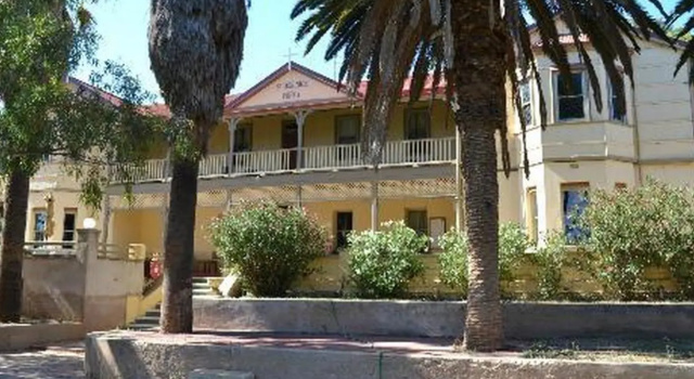 The Priory Hotel, Забронировать Отель Донгара Mid West