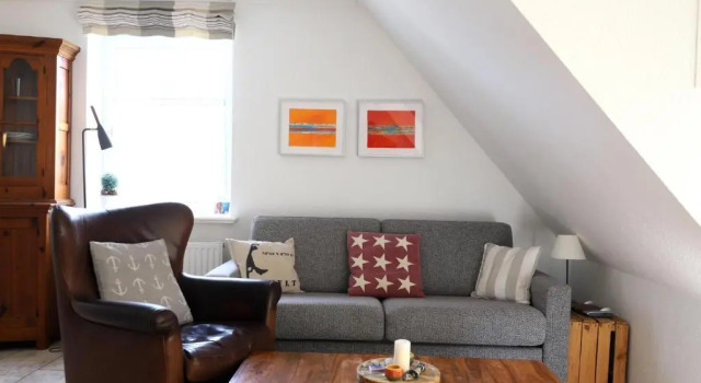 Neuerbautes Haus im Friesenstil. Moderne 2-Zimmer-Appartements mit Balkon für bis zu 4 Personen, Rezervați Apartament Wenningstedt Sylt