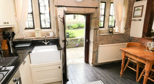 Pegge's Almshouse, Book Hotel Ashbourne Derbyshire