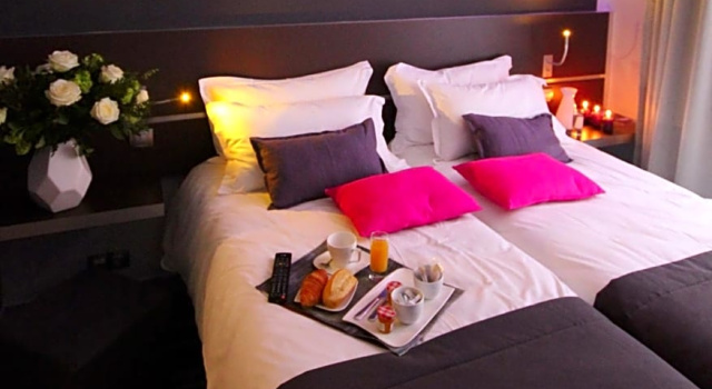 Номер Hôtel Lumières Montmartre Paris