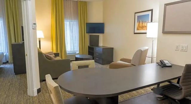 Двухместный номер Standard Candlewood Suites Saint Joseph - Benton Harbor by IHG