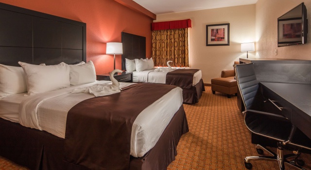 Четырёхместный номер Standard Best Western Mulberry Hotel
