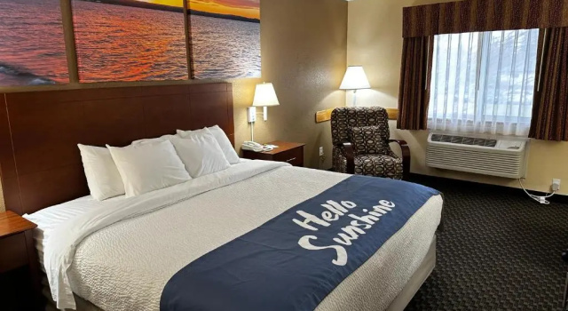 Двухместный номер Business Days Inn by Wyndham Imlay City