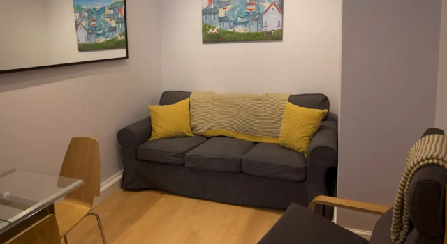 3 Bedroom Flat in South Centre of Edinburgh Sleeps 6, Забронировать Апартаменты/квартира Ньюингтон Эдинбург, рядом с Summerhall