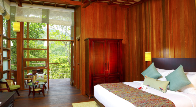 Niraamaya Retreats Cardamom Club, Забронировать Курортный отель Курортные отели Рамаккалмеду, Курортный отель
