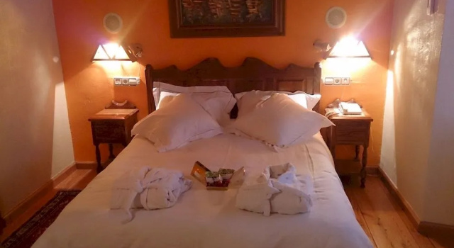 Hotel Peruskenea, Забронировать Отель Хаунсарас Наварра
