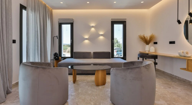 Milestones Naxos Hotel