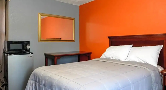 Номер Economy Redfox Motel