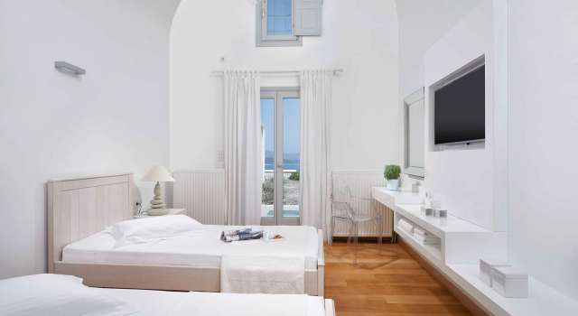 Akrotiri Private Residence, Забронировать Отель Акротирион , рядом с Красный берег