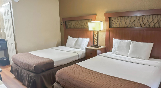 Motel 6 Mobile North, Rezerwuj Hotel Hotele w Mobile z parkingiem, w pobliżu Spring Hill College, Parking