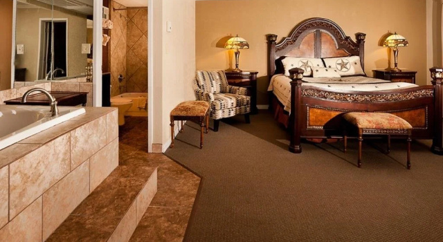 Flippers Holiday Village, Забронировать Отель Отели Лапты 3 звезды, 3*