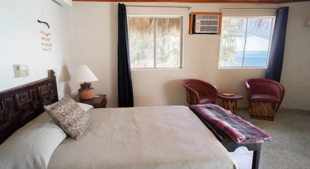 Люкс с видом на море Hotel Rancho Buenavista