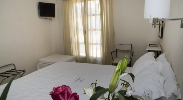 Mimoza, จอง โรงแรม Spetses Saronic Islands