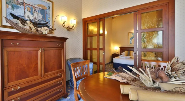 Люкс Best Western Classic Hotel