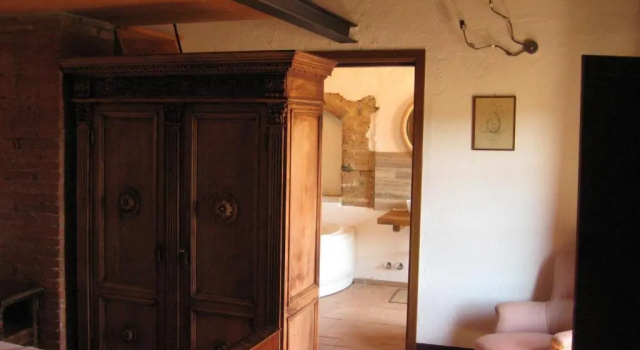la Casa - Agriturismo with pool between Siena and Grosseto, Забронировать Фермерский дом Чивителла-Паганико Гроссето