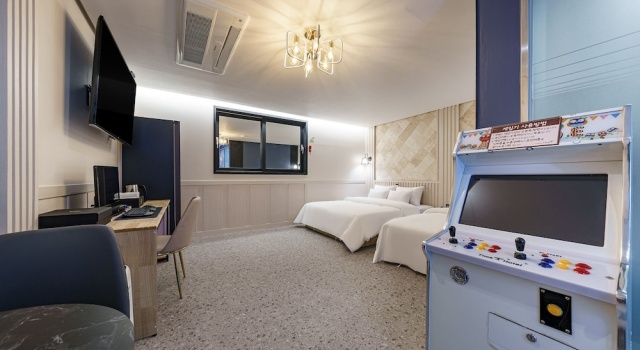 Двухместный люкс Cheonan Hound Hotel