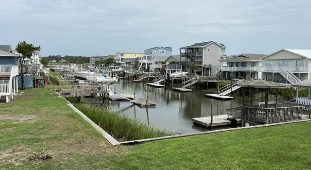 Коттедж Palmetto Paradise 3 Bedroom Home by RedAwning