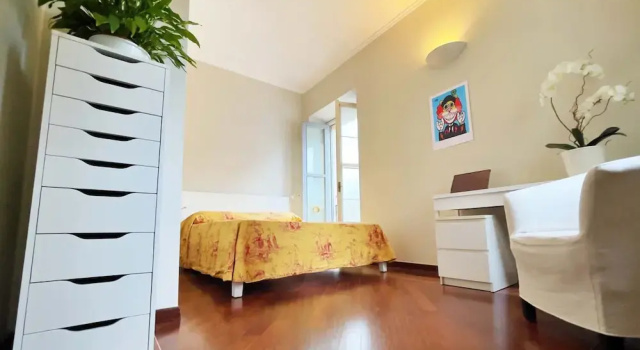 Centro Corso Venezia - Chic & Quiet Apartment in M, Забронировать Апартаменты/квартира Отели Милана с парковкой, рядом с Конгресс-центр Visconti Palace, Парковка
