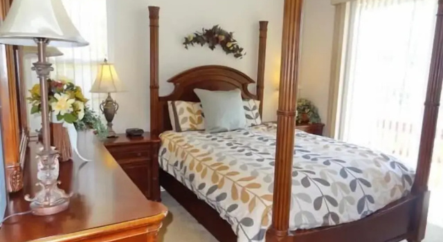 Коттедж Luxury SPIN451 3 Bedroom Holiday Home by Marco Naples Vacation Homes