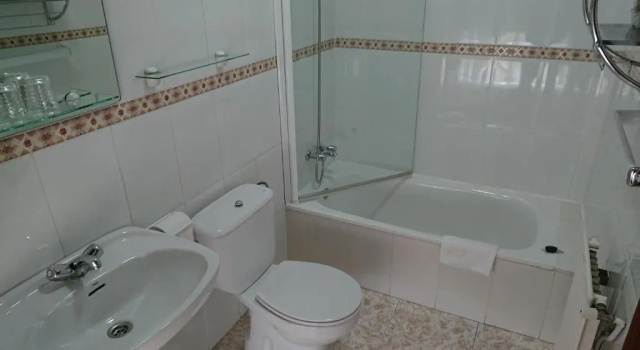 Двухместный номер Standard с балконом Hotel Avenida Baiona