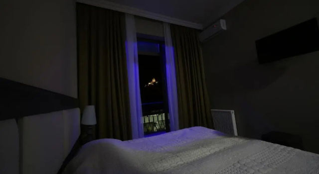 Двухместный номер Standard с балконом Discovery Hotel
