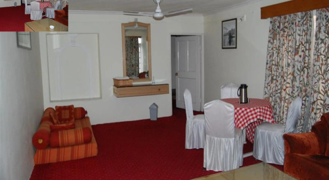 Hotel Meridien, Забронировать Отель Отели Сринагара с парковкой, Парковка