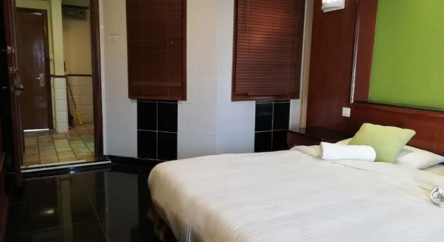 Wonderland Private Chalet at Port Dickson, Забронировать Шале Виллы Порт-Диксона, Вилла