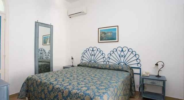 Hotel Poseidon, Забронировать Отель Отели Липари 3 звезды, 3*