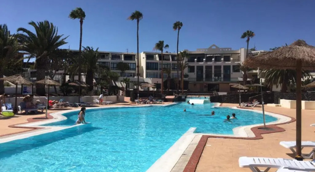 Апартаменты Luxury estudio en Playa Roca a primera linea del mar