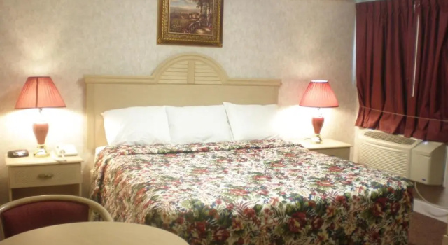 Red Carpet Inn & Suites Hammonton NJ Route-30E, Rezerwuj Hotel Hammonton New Jersey