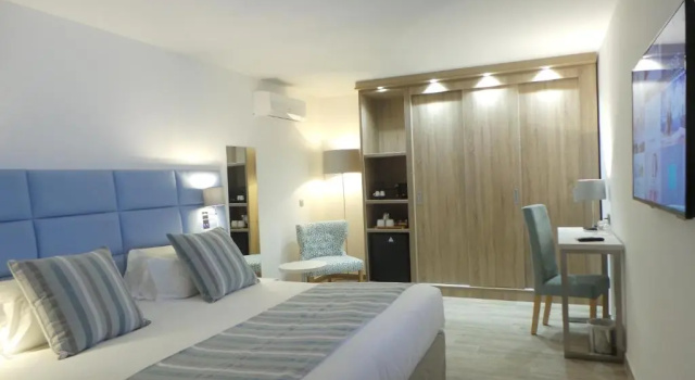 Люкс Isulella Hotel & restaurant