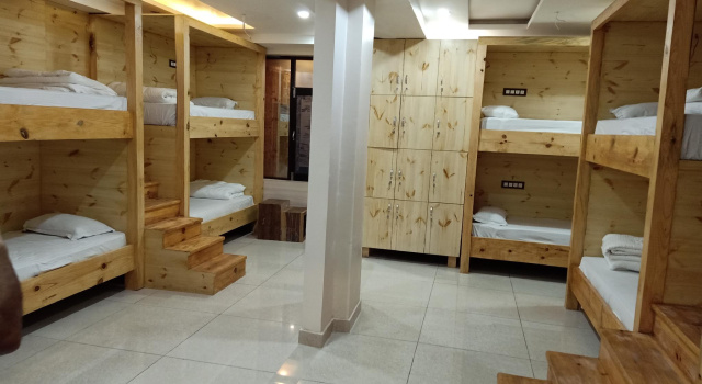 Кровать в общем номере King Castle Mcleodganj-centrally heated and air cooled- Near MALL Road