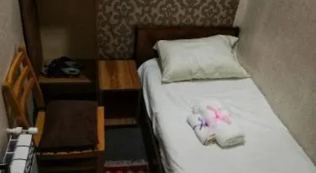 Hostels 3 Stars Tbilisi, Забронировать Отель Отели Тбилиси с парковкой, Парковка