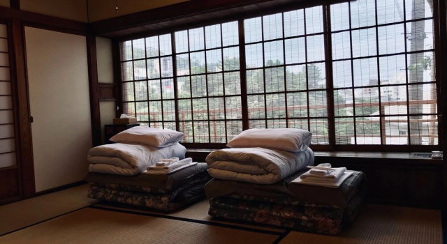 Atami Onsen Guesthouse Nagomi, Забронировать Гостевой дом Отели Атами с парковкой, Парковка
