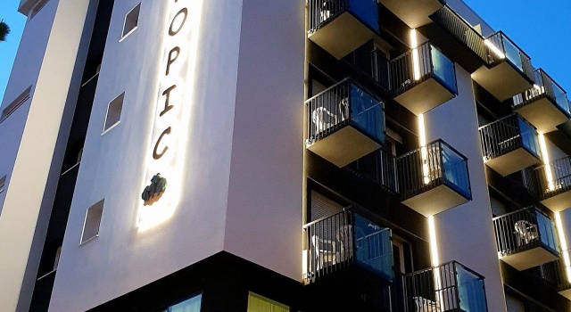 Hotel Tropic, Забронировать Отель Риччоне Побережье Римини