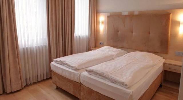 Hotel Am Kurfuerstenplatz - Messe