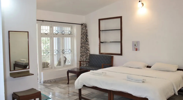 Номер Deluxe с балконом и с видом на сад Peravel Beach Holiday Home