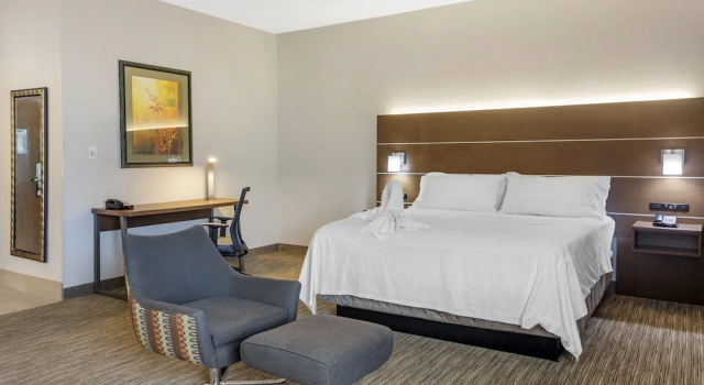 Двухместный люкс Holiday Inn Express Branson- Green Mountain Drive by IHG