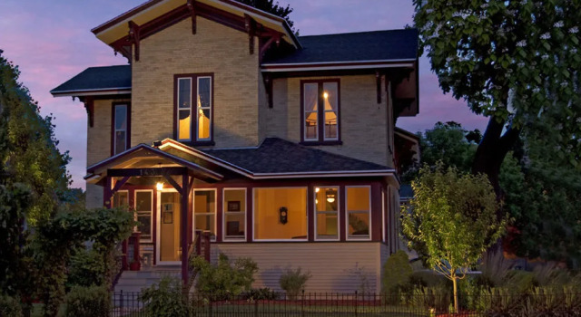 Brayton B&B, Rezervovat Penzión se snídaní Oshkosh Wisconsin