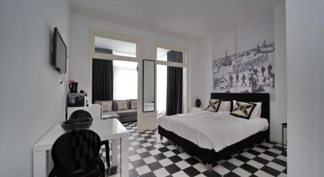 Полулюкс Hotel Zeespiegel