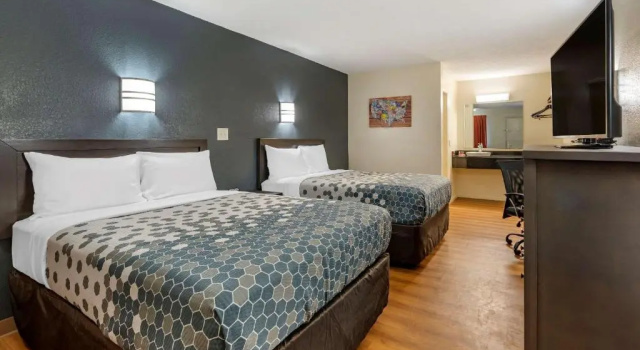 Четырёхместный номер Standard Quality Inn & Suites Columbus West